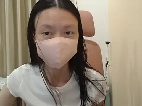 Lil-Cherries online show from 11, 4, 2026