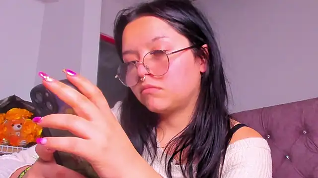 amy  a online show from 24, 4, 2026