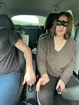 Snapshot of roroandjujuLoveX chatting on 28, 2, 2026 roroandjujuLoveX online show from 28, 2, 2026