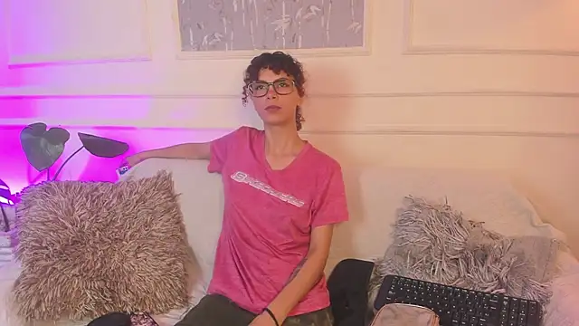 Snapshot of AliceMadnes chatting on 16, 3, 2026 AliceMadnes online show from 16, 3, 2026