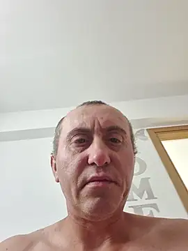 Snapshot of TirelessLot3 chatting on 23, 7, 2026 TirelessLot3 online show from 23, 7, 2026