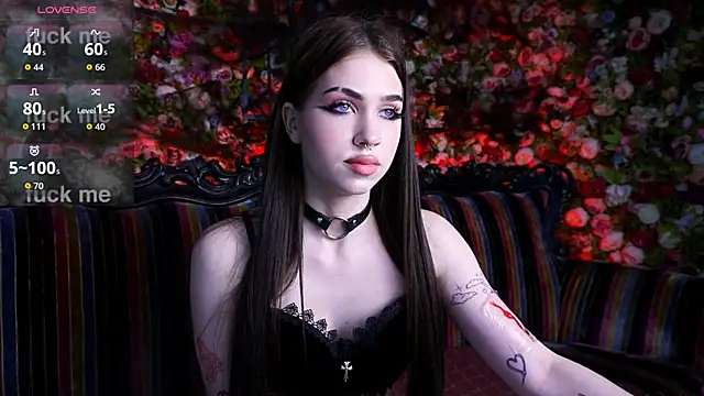 Snapshot of FetishForCassie chatting on 8, 11, 2025 FetishForCassie online show from 8, 11, 2025