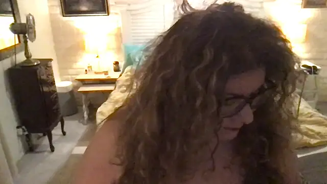 Snapshot of lilwilogurl chatting on 11, 11, 2025 lilwilogurl online show from 11, 11, 2025