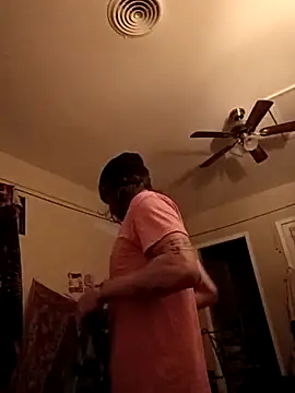 Snapshot of White_chocolate69 chatting on 28, 11, 2025 White chocolate69 online show from 28, 11, 2025