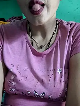Snapshot of Piya_Bakshi chatting on 3, 6, 2026 Piya Bakshi online show from 3, 6, 2026