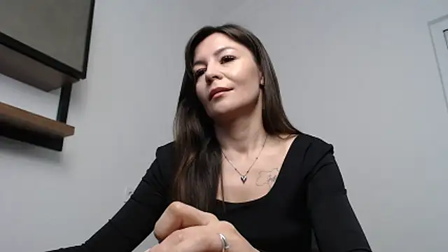 Veronichkaaa online show from 2, 4, 2026