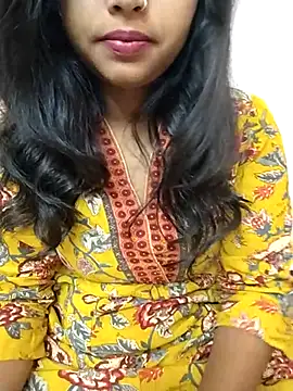 Sexy Divya   online show from 3, 12, 2025