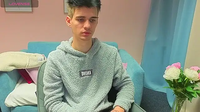 Snapshot of LiamMerci chatting on 9, 11, 2025 LiamMerci online show from 9, 11, 2025