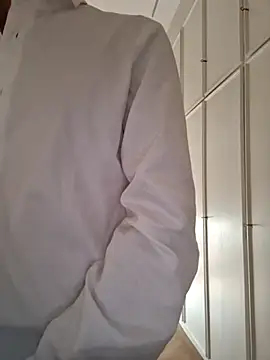 CuteDaddy92 online show from 4, 3, 2026