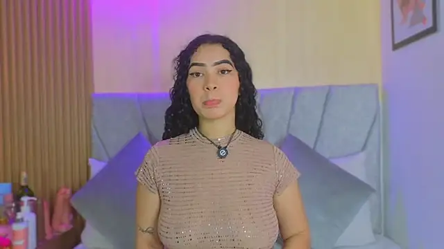 Snapshot of paulina__rose chatting on 26, 2, 2026 paulina rose online show from 26, 2, 2026