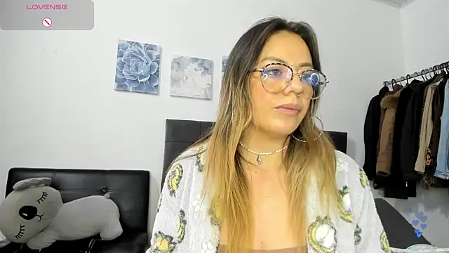 ariannawil online show from 9, 2, 2026