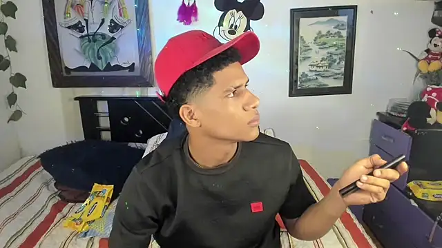 Snapshot of JUANBIGCOCK21CM chatting on 22, 11, 2025 JUANBIGCOCK21CM online show from 22, 11, 2025