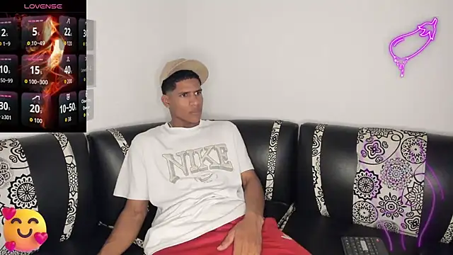 Snapshot of JUANBIGCOCK21CM chatting on 7, 4, 2026 JUANBIGCOCK21CM online show from 7, 4, 2026