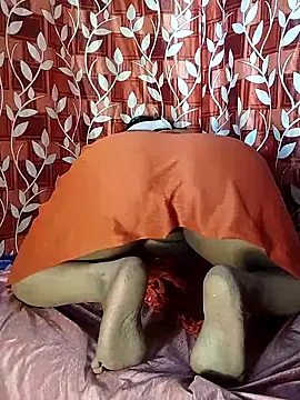 Snapshot of neha_singhh143 chatting on 4, 12, 2025 neha singhh143 online show from 4, 12, 2025