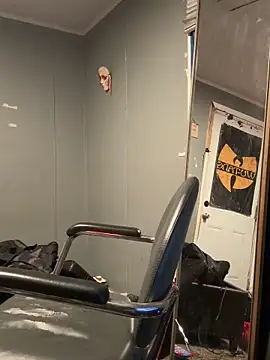 trickydickydaddy online show from 19, 4, 2026