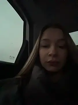 SashaCatt online show from 4, 12, 2025