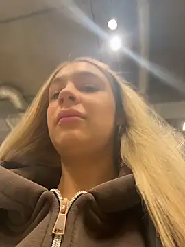 SashaCatt online show from 19, 4, 2026