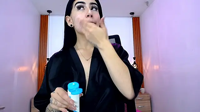 Snapshot of SCARLETT_INK_ chatting on 21, 6, 2026 SCARLETT INK online show from 21, 6, 2026