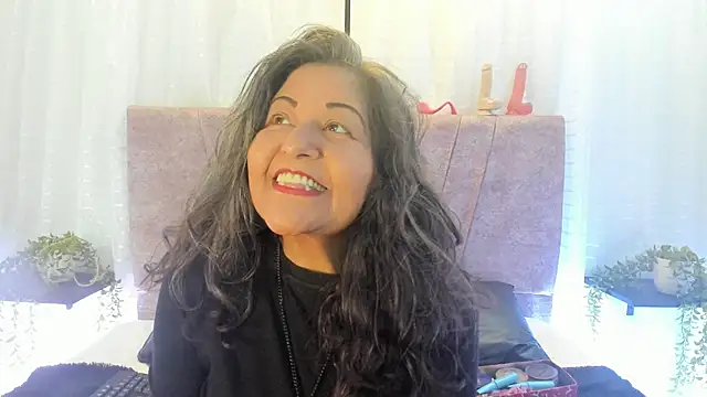 Victoriaa Anderson online show from 6, 4, 2026