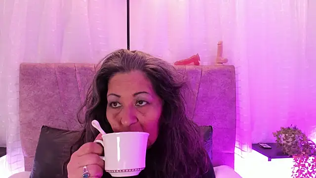 Snapshot of Victoriaa_Anderson chatting on 23, 4, 2026 Victoriaa Anderson online show from 23, 4, 2026