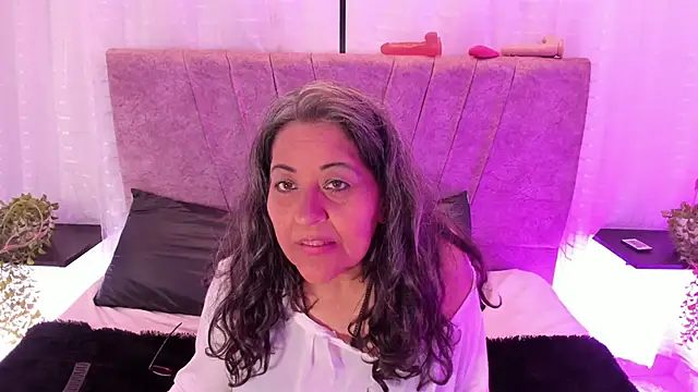 Snapshot of Victoriaa_Anderson chatting on 29, 4, 2026 Victoriaa Anderson online show from 29, 4, 2026