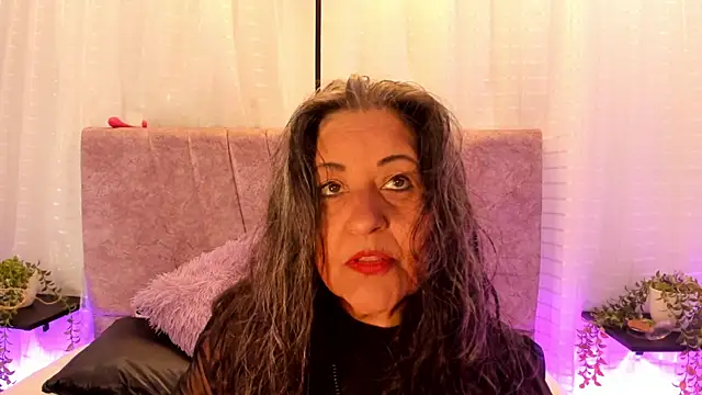 Snapshot of Victoriaa_Anderson chatting on 29, 5, 2026 Victoriaa Anderson online show from 29, 5, 2026