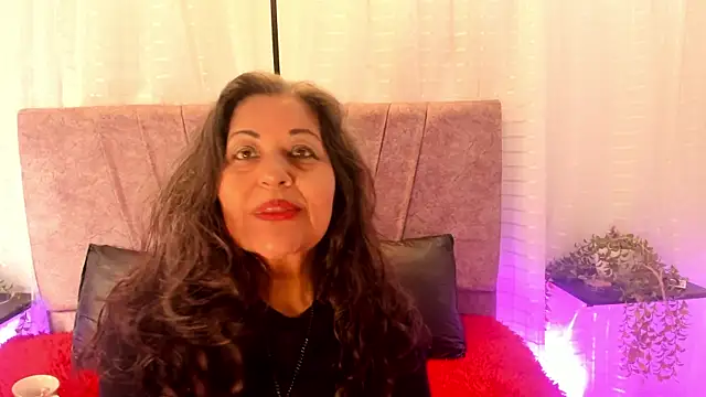 Snapshot of Victoriaa_Anderson chatting on 1, 6, 2026 Victoriaa Anderson online show from 1, 6, 2026