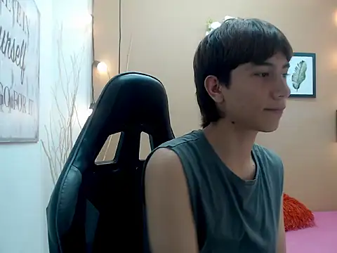 Snapshot of peter_seed chatting on 8, 11, 2025 peter seed online show from 8, 11, 2025