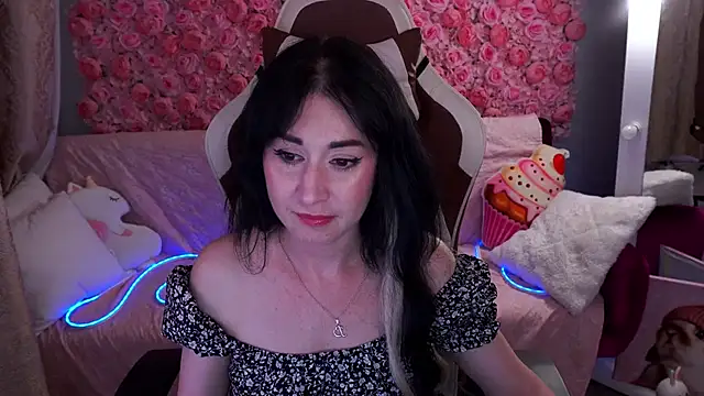 Snapshot of CarolinaaFoxyyy chatting on 20, 5, 2026 CarolinaaFoxyyy online show from 20, 5, 2026