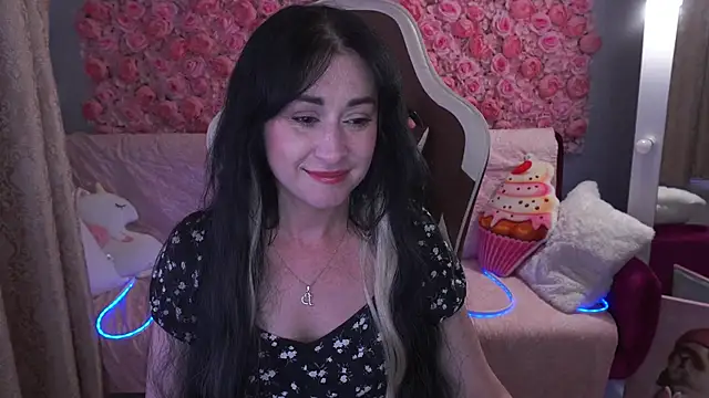 Snapshot of CarolinaaFoxyyy chatting on 24, 5, 2026 CarolinaaFoxyyy online show from 24, 5, 2026