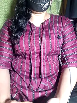 Snapshot of HotGirl23231 chatting on 3, 5, 2026 HotGirl23231 online show from 3, 5, 2026