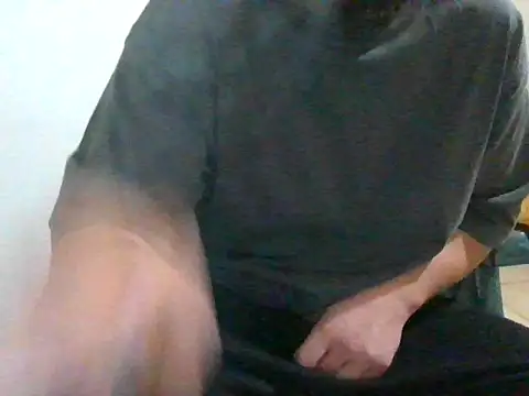 Snapshot of Malessere1922 chatting on 27, 11, 2025 Malessere1922 online show from 27, 11, 2025