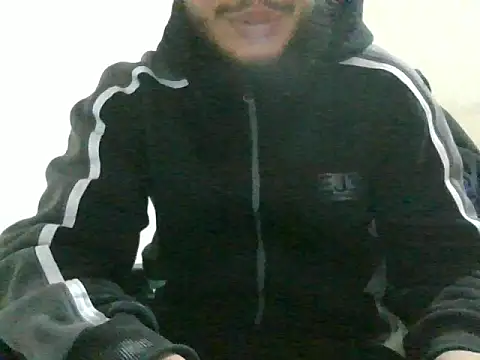 Snapshot of Malessere1922 chatting on 2, 12, 2025 Malessere1922 online show from 2, 12, 2025