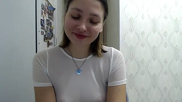 Snapshot of your__gena chatting on 18, 11, 2025 your gena online show from 18, 11, 2025