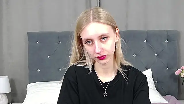 RachaelCute online show from 8, 4, 2026