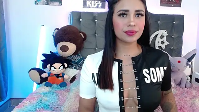 Snapshot of lunabritton1 chatting on 1, 3, 2026 lunabritton1 online show from 1, 3, 2026