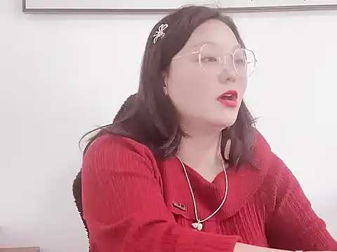 Snapshot of Lydia-Wei chatting on 14, 11, 2025 Lydia-Wei online show from 14, 11, 2025