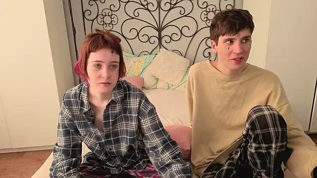 Danny loves Mary online show from 4, 4, 2026