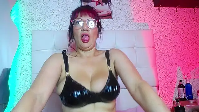 Snapshot of adalya_y chatting on 29, 4, 2026 adalya y online show from 29, 4, 2026