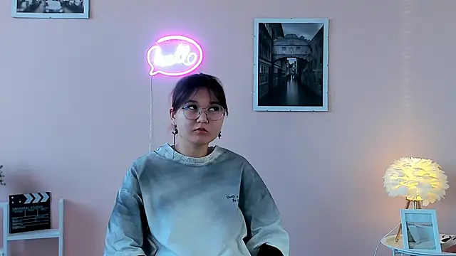 MoonKanan online show from 17, 11, 2025