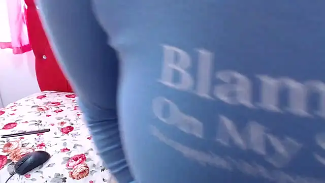 CurvyBabe36 online show from 19, 1, 2026