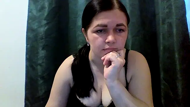 Vitalina282128 online show from 5, 4, 2026