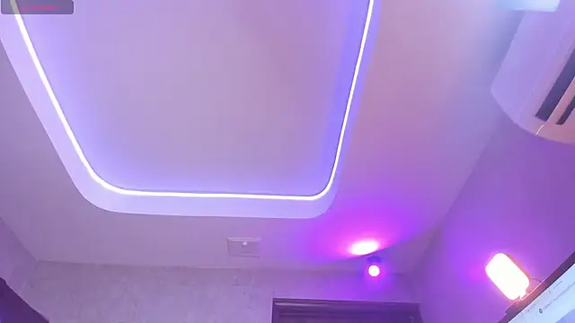 jesssie lee online show from 24, 11, 2025