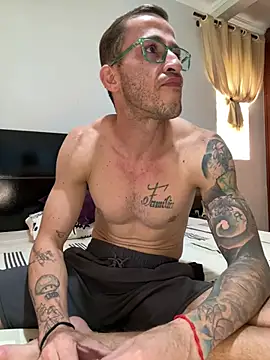 Snapshot of Lucasjandre chatting on 19, 3, 2026 Lucasjandre online show from 19, 3, 2026