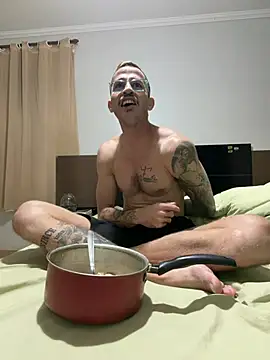Snapshot of Lucasjandre chatting on 3, 7, 2026 Lucasjandre online show from 3, 7, 2026
