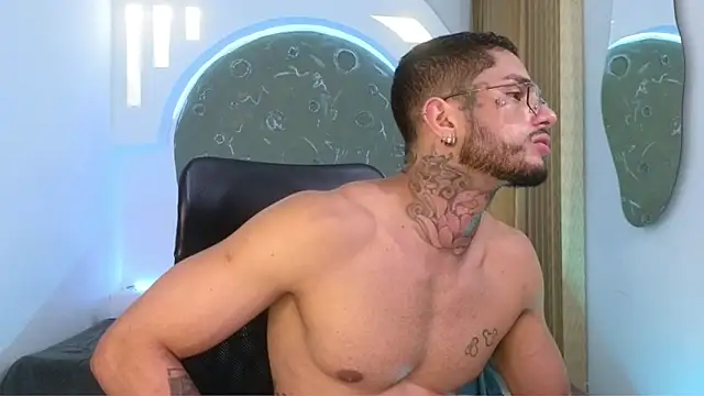 Snapshot of Alanrodgers chatting on 2, 2, 2026 Alanrodgers online show from 2, 2, 2026