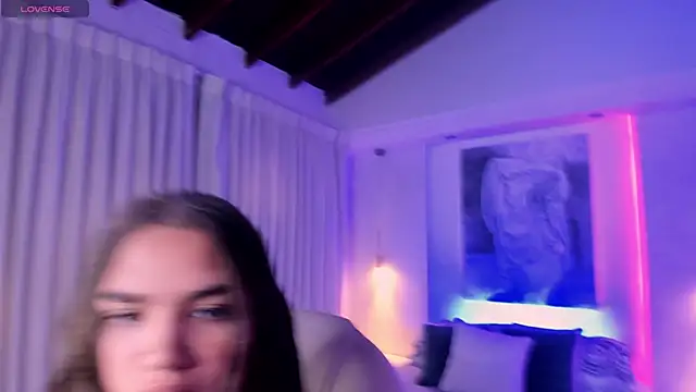 Kim stonee online show from 8, 2, 2026