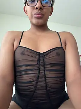 Snapshot of Ashleythelatina chatting on 23, 6, 2026 Ashleythelatina online show from 23, 6, 2026