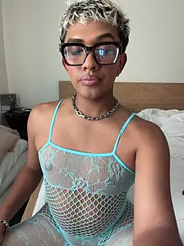 Snapshot of Ashleythelatina chatting on 6, 7, 2026 Ashleythelatina online show from 6, 7, 2026