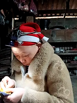 Snapshot of girl-hot2x chatting on 9, 2, 2026 girl-hot2x online show from 9, 2, 2026